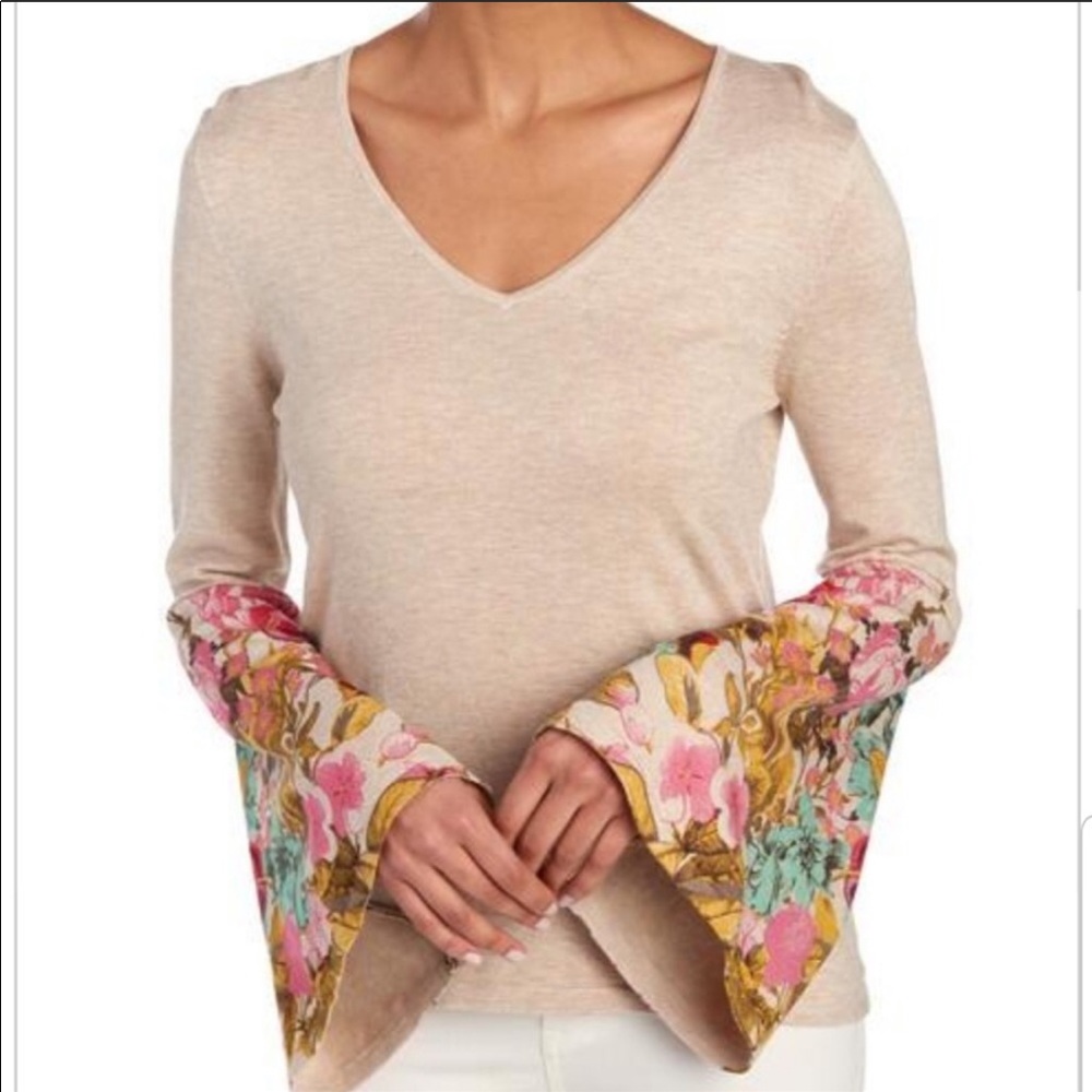 Philosophy Floral Bell Sleeve V-Neck Sweater
